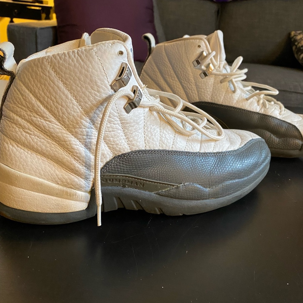 Jordan 12 retro, grey/white. Red 23, red bottom